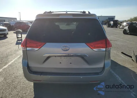 2012 Toyota Sienna Xle из США, поврежденный, VIN 5TDYK3DC4CS195489